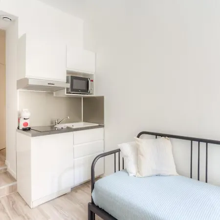 Charming Studio In Central Close To Station&jean Médecin - Welkeys * Nice