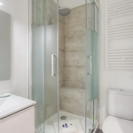 Charming Studio In Central Close To Station&jean Médecin - Welkeys Appartement